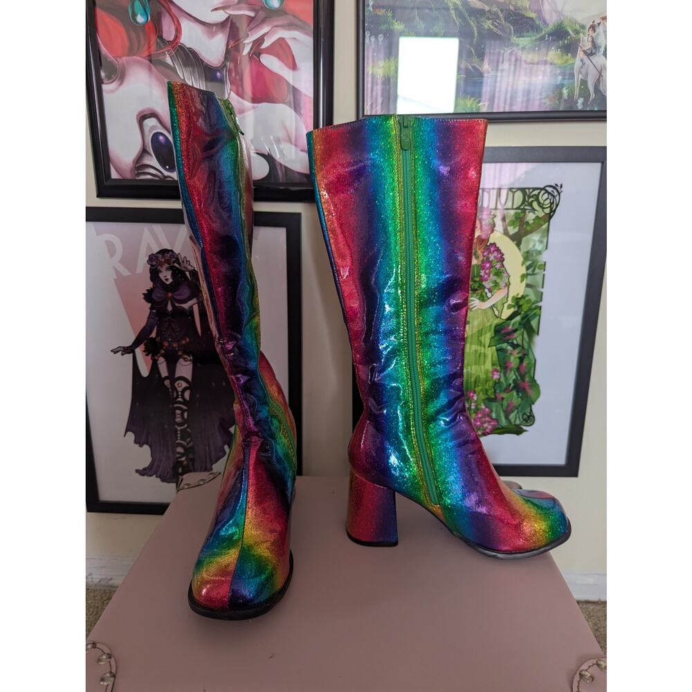 Ellie Rainbow Boots Size 7